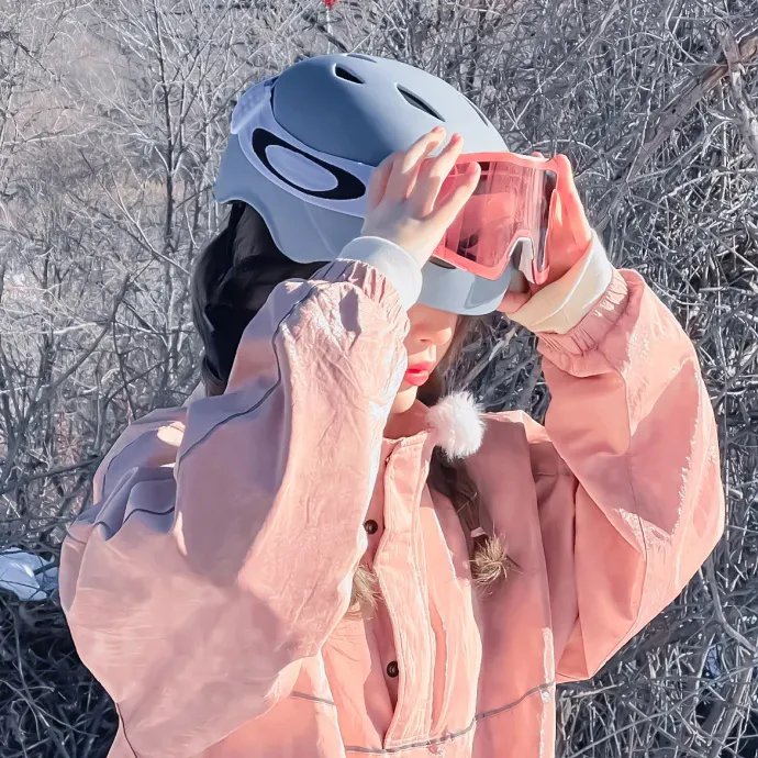 山林中头一个女人